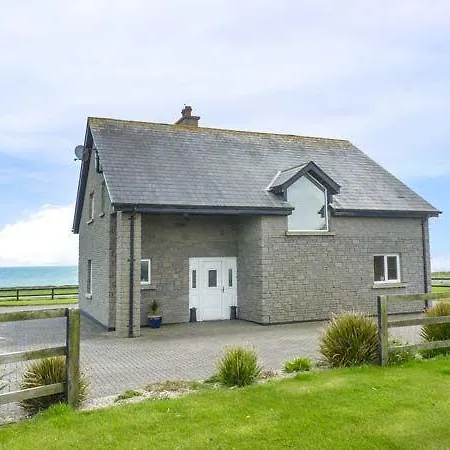 Waters House Holiday home *