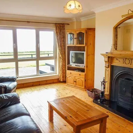 Waters House Holiday home *